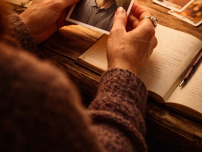 Гадание по фотографии на любовь и будущее в Колосовке
